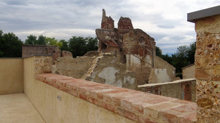 2Resti abbazia.jpg