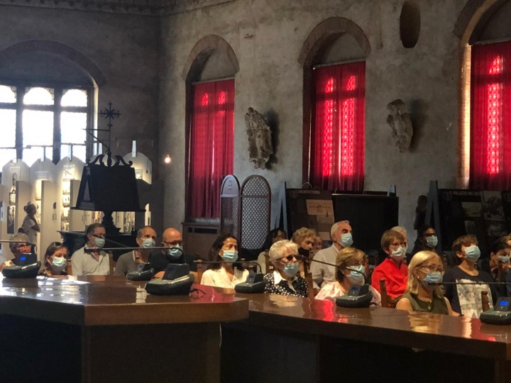 9Pubblico.jpg