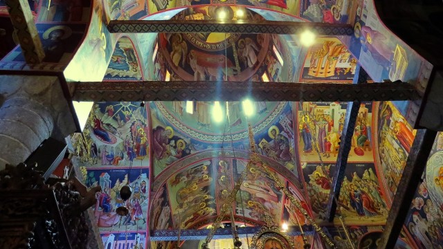 Monastero di Roussanou.jpg